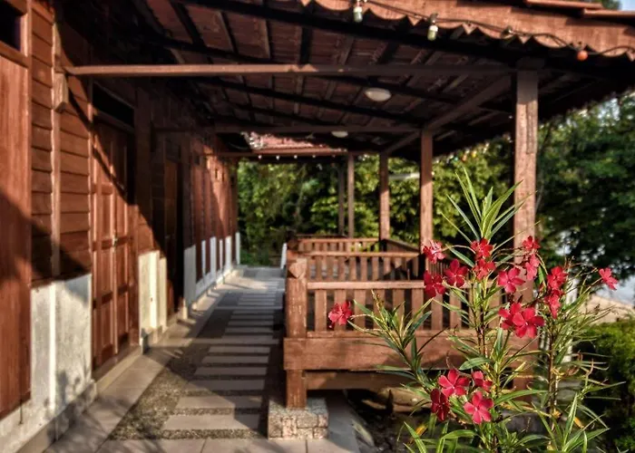 Oyo Home 90745 Desa Balqis Beach Resort Kampong Tanjong Dahan